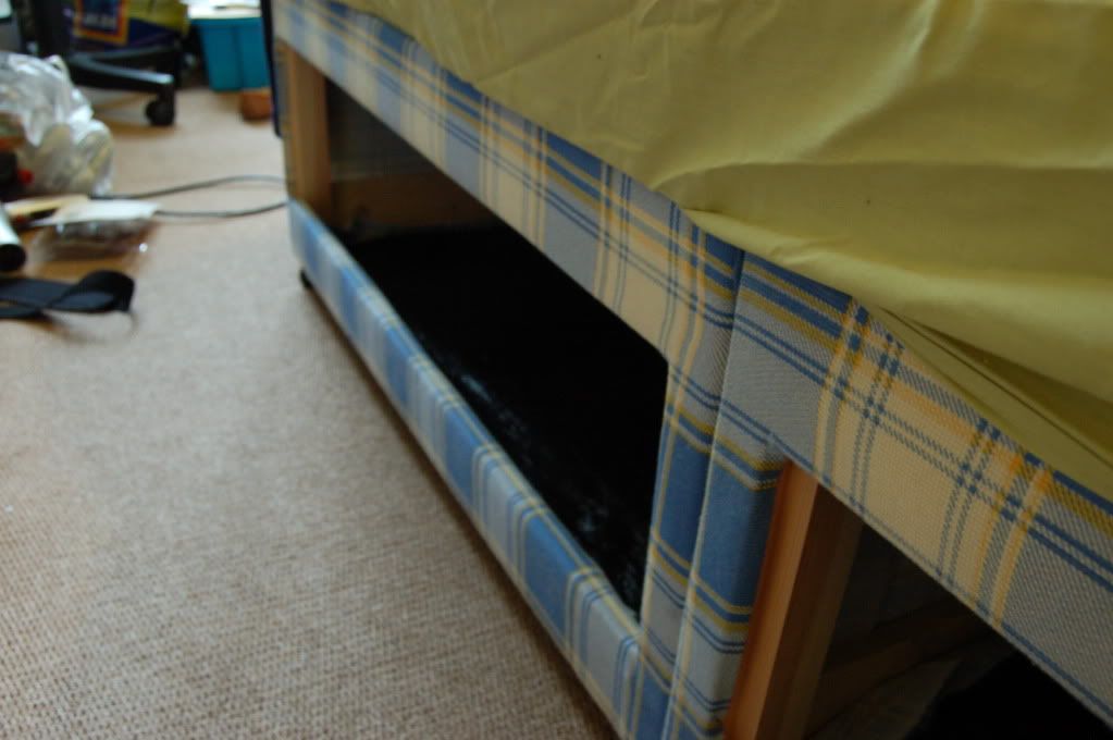 Paper Yak How to make a Divan Bed useful!